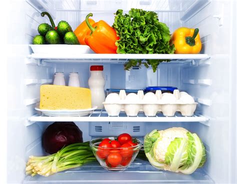 buzdolabında sebzeler buz tutuyor